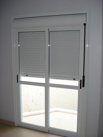 janela-com-persiana-integrada-preco